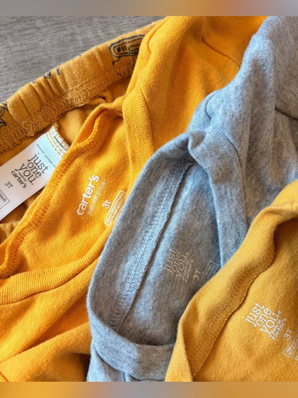 Carter's toddler boys pajama set